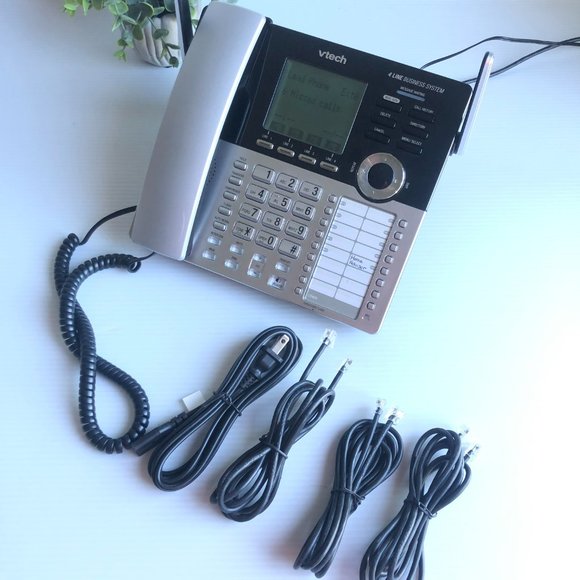 Multiple Phone Line Corded Phone Like New! - Picture 2 of 5